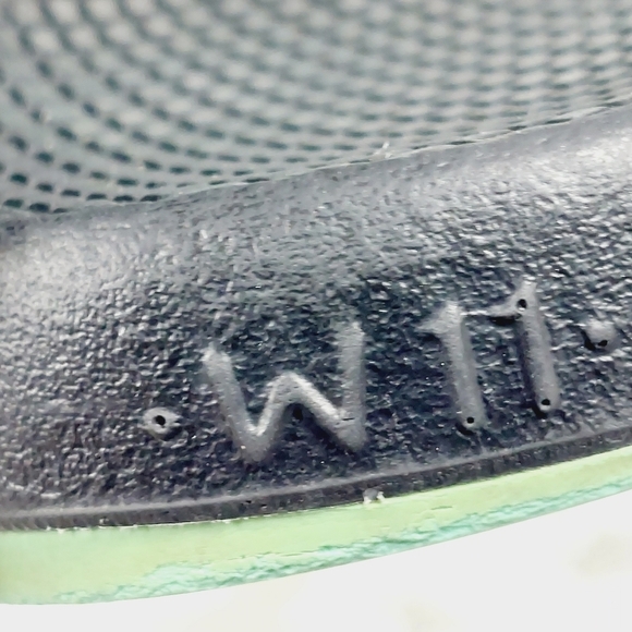 Chaco Black & Aqua Triple Strap Toe Loop Classic Chuckwalla Slip-On Sandals M786 - Picture 10 of 11